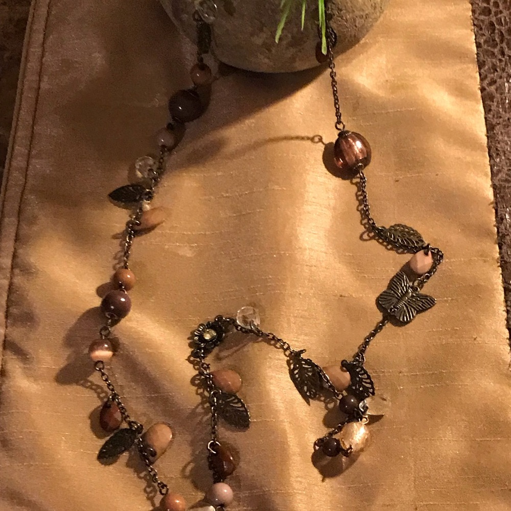 Old navy necklace ❤️